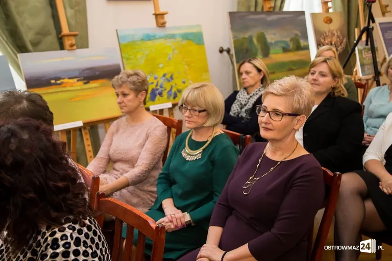 Miejskie obchody Dnia Edukacji Narodowej (zdjęcia, wideo)