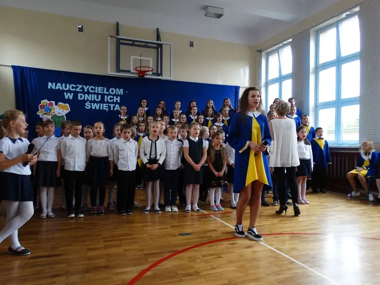 Dzień Edukacji Narodowej w "Dwójce" (zdjęcia)