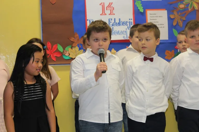 Święto nauczycieli w SP nr 1 (zdjęcia)