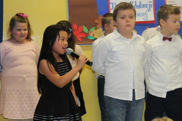 Święto nauczycieli w SP nr 1 (zdjęcia)