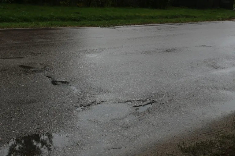 Czytelnik pyta: kiedy remont ulicy Sikorskiego? (zdjęcia)