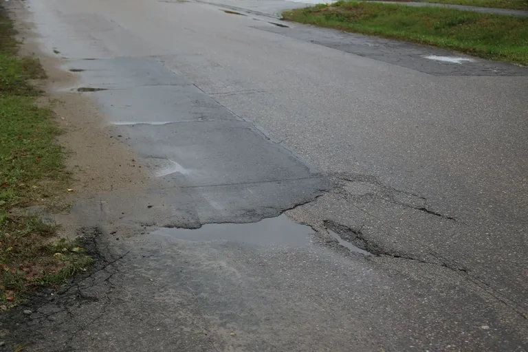 Czytelnik pyta: kiedy remont ulicy Sikorskiego? (zdjęcia)
