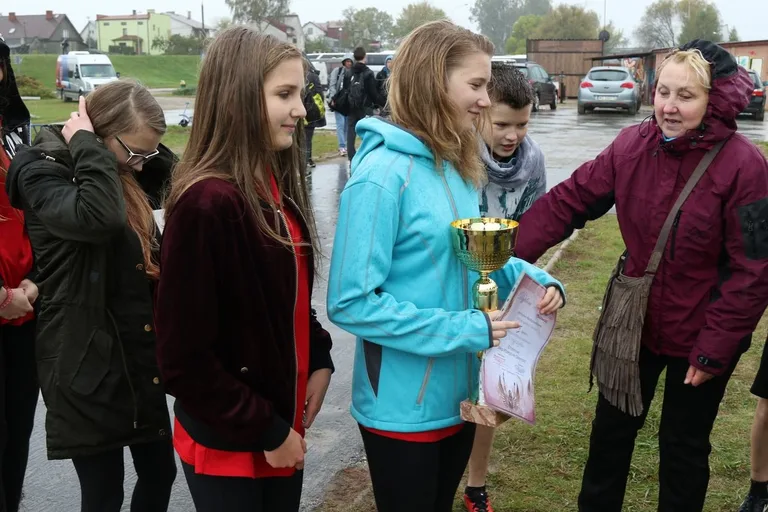 Duży sukces przełajowy SP Zaręby Kościelne (zdjęcia, wideo)