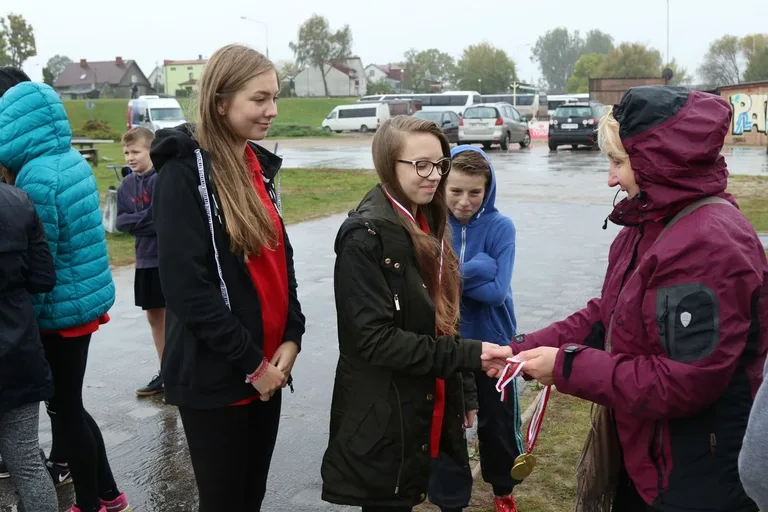 Duży sukces przełajowy SP Zaręby Kościelne (zdjęcia, wideo)