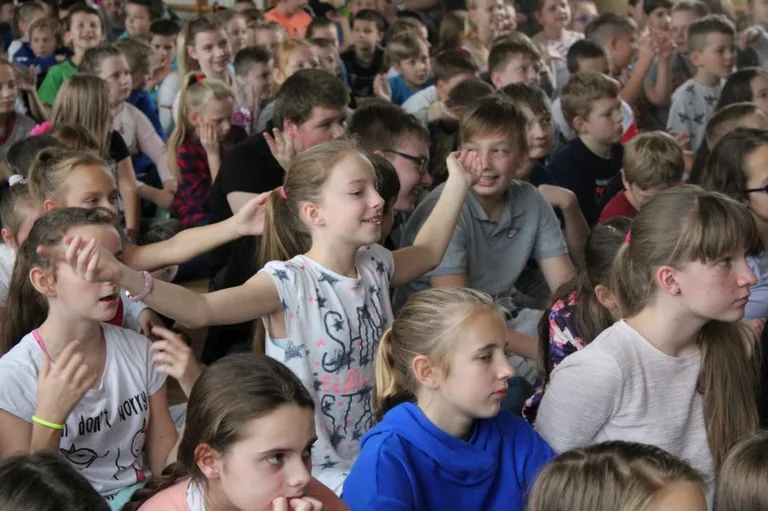 Małe piosenki o wielkich sprawach - koncert w SP1 (zdjęcia)