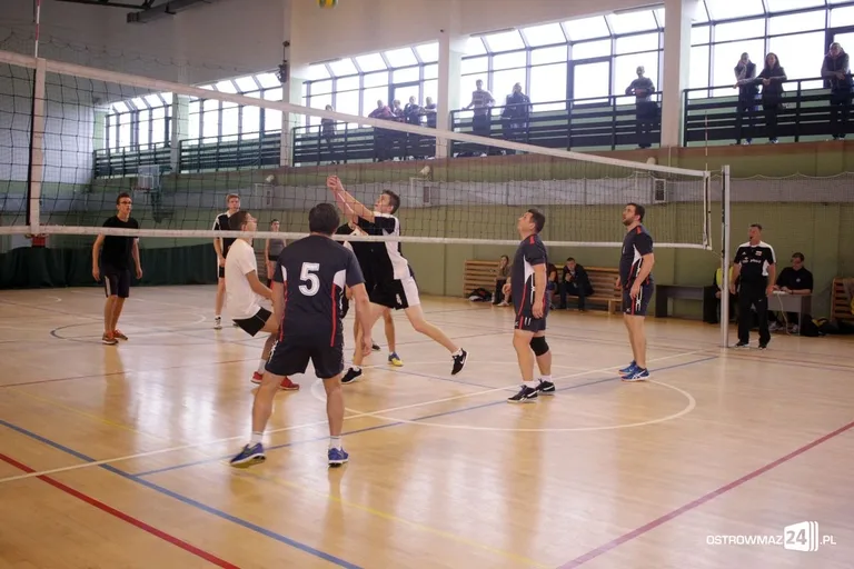Wystartowała Liga Siatkarzy Amatorów (zdjęcia)