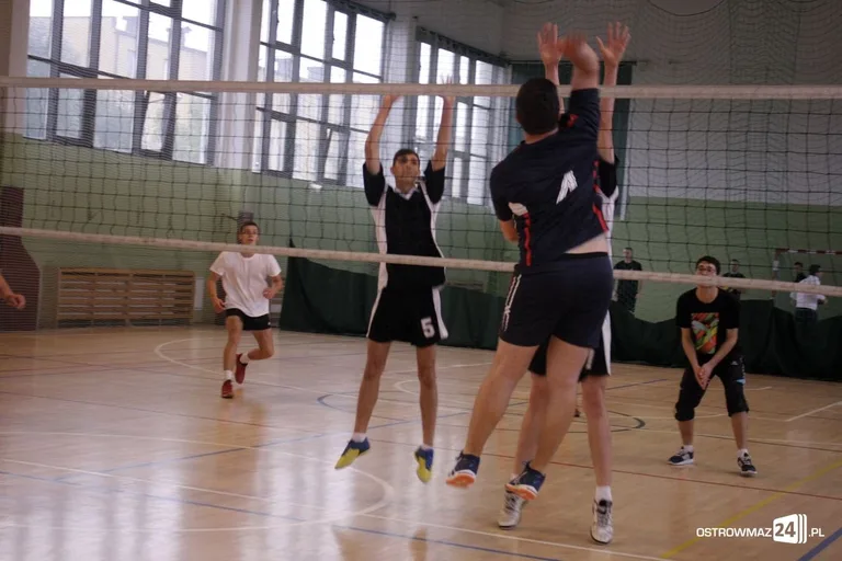Wystartowała Liga Siatkarzy Amatorów (zdjęcia)