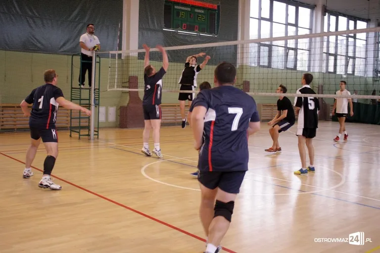 Wystartowała Liga Siatkarzy Amatorów (zdjęcia)