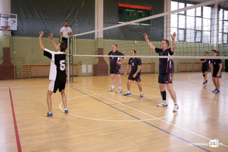 Wystartowała Liga Siatkarzy Amatorów (zdjęcia)