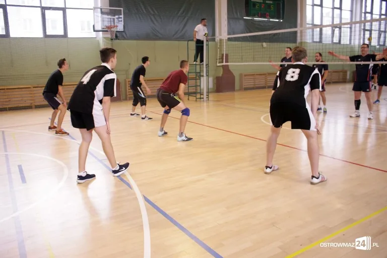 Wystartowała Liga Siatkarzy Amatorów (zdjęcia)