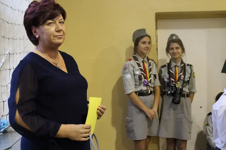 Serce pierwszaków zadrżało. Ślubowanie w "Jedynce" (zdjęcia)