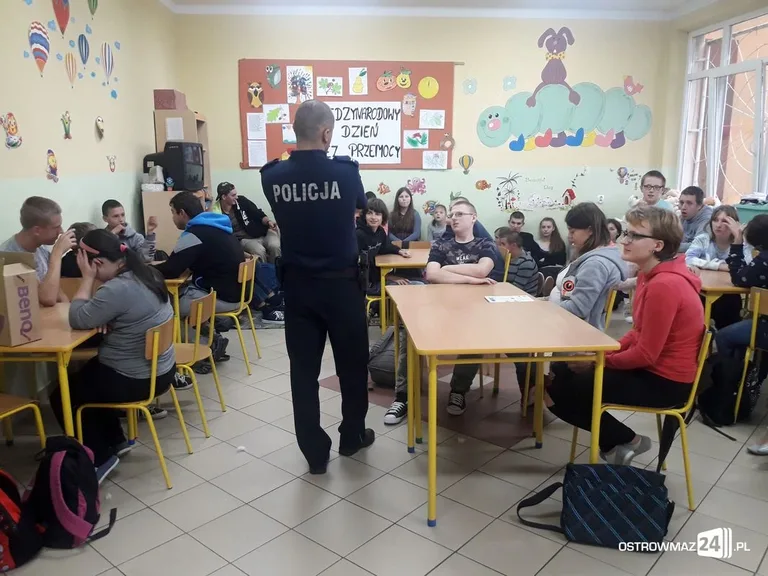 Dzień bez przemocy w Starym Lubiejewie (zdjęcia)