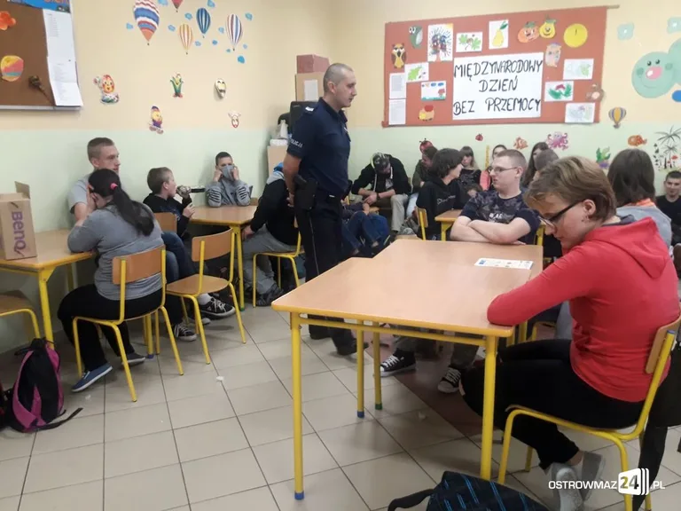Dzień bez przemocy w Starym Lubiejewie (zdjęcia)