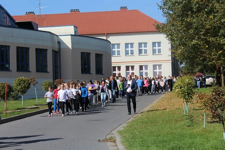 Zagrożenie w ostrowskiej "Jedynce"? To tylko ćwiczenia (zdjęcia)