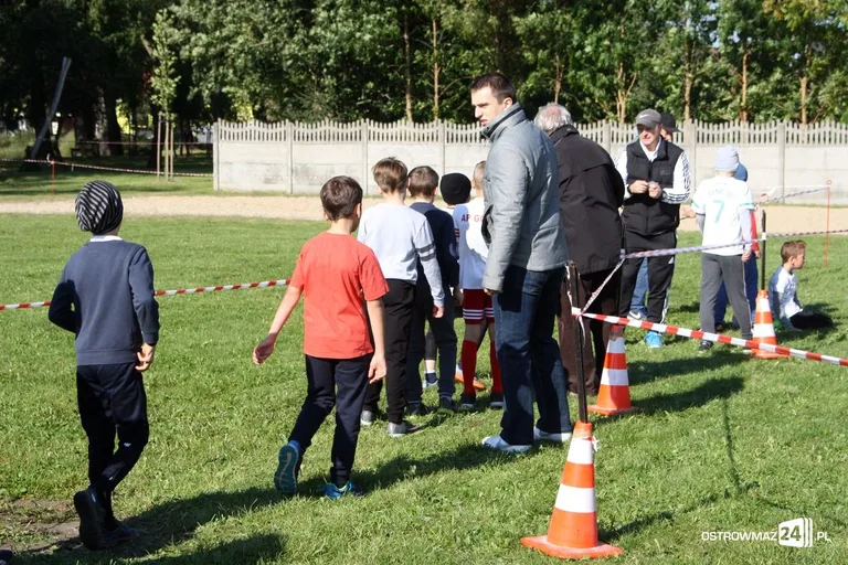 Szkolne mistrzostwa miasta w indywidualnych biegach przełajowych (zdjęcia)