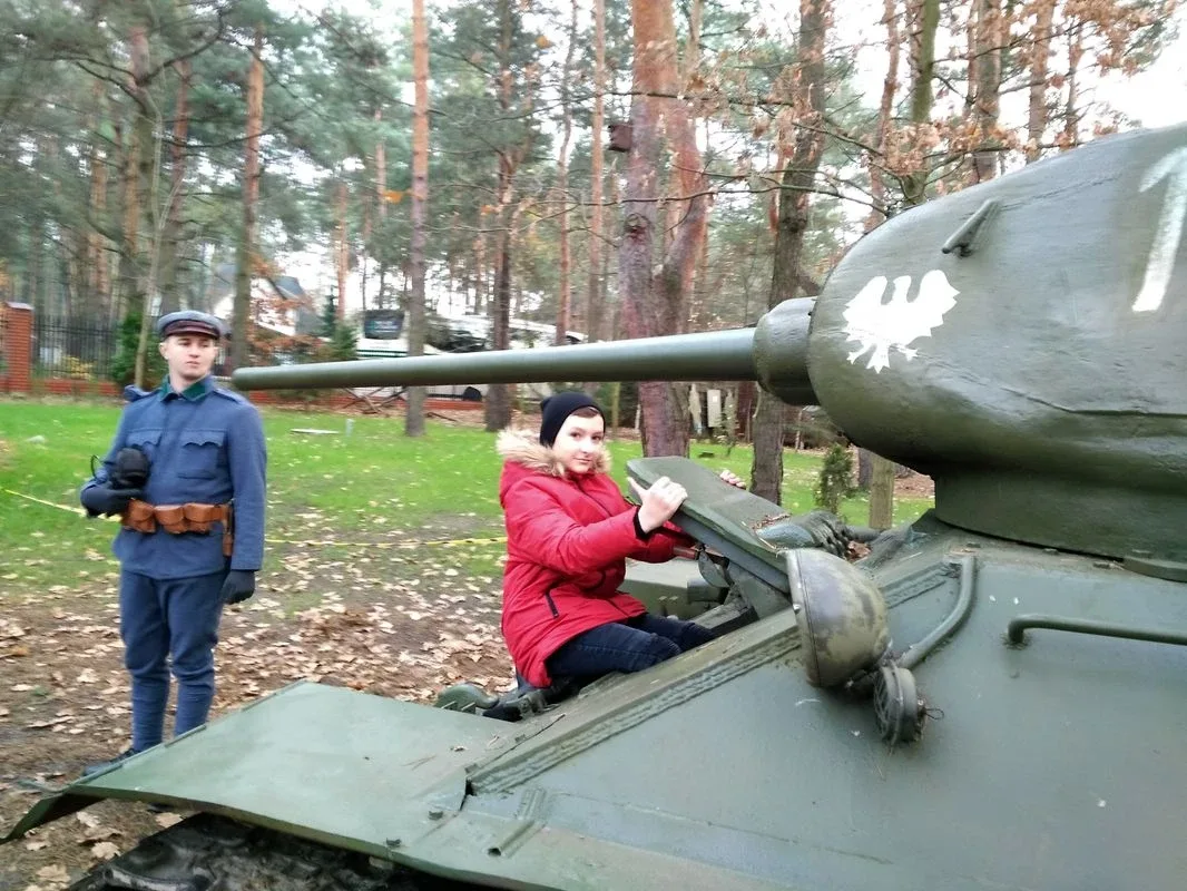 Kolejna grupa uczniów odwiedziła muzeum w Józefowie (zdjęcia)