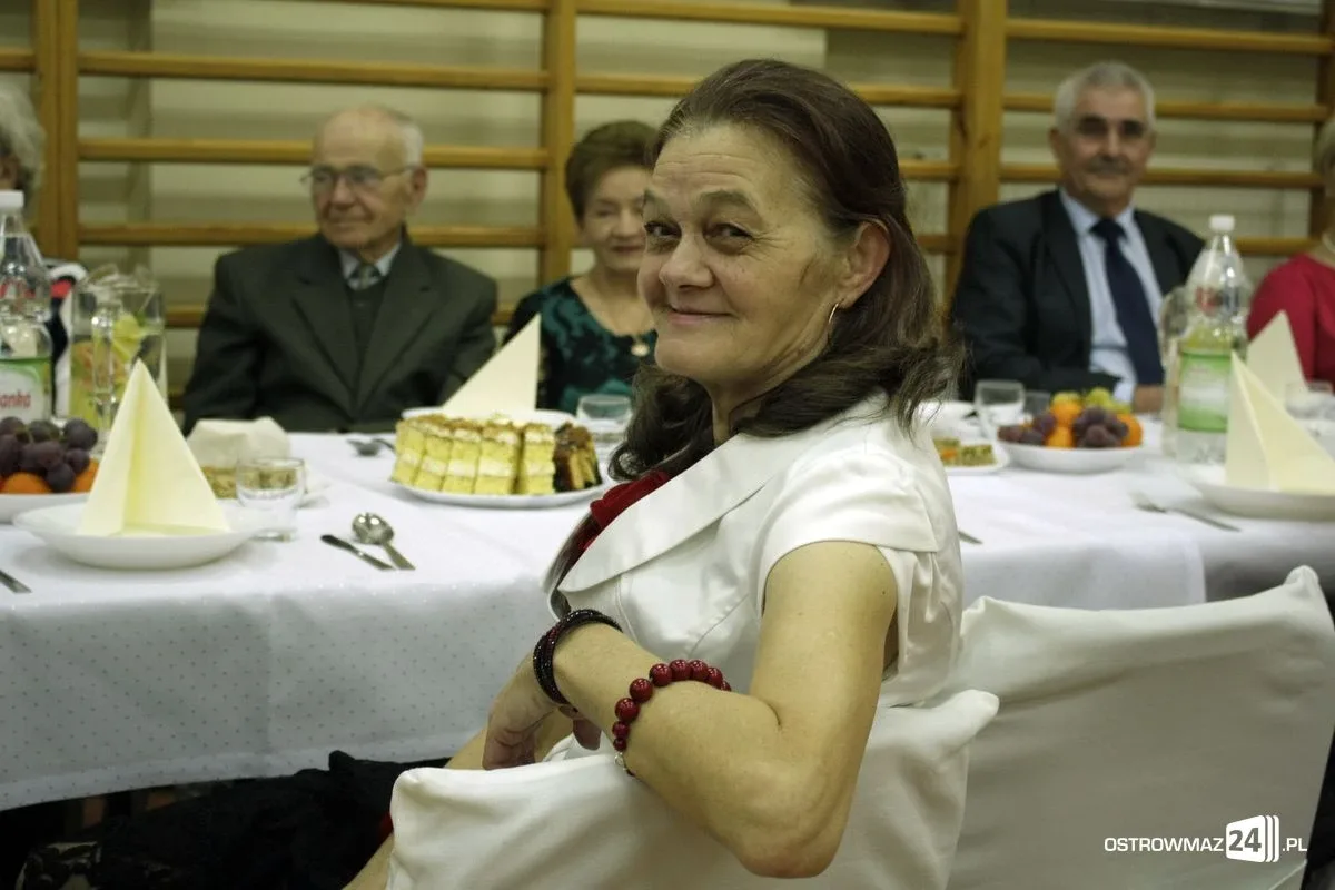 Andrzejkowa zabawa słuchaczy UTW (zdjęcia)