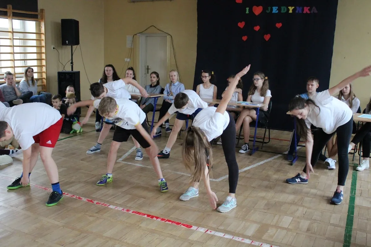 "I love jedynka". Uczniowie lepiej poznali historię szkoły (zdjęcia)