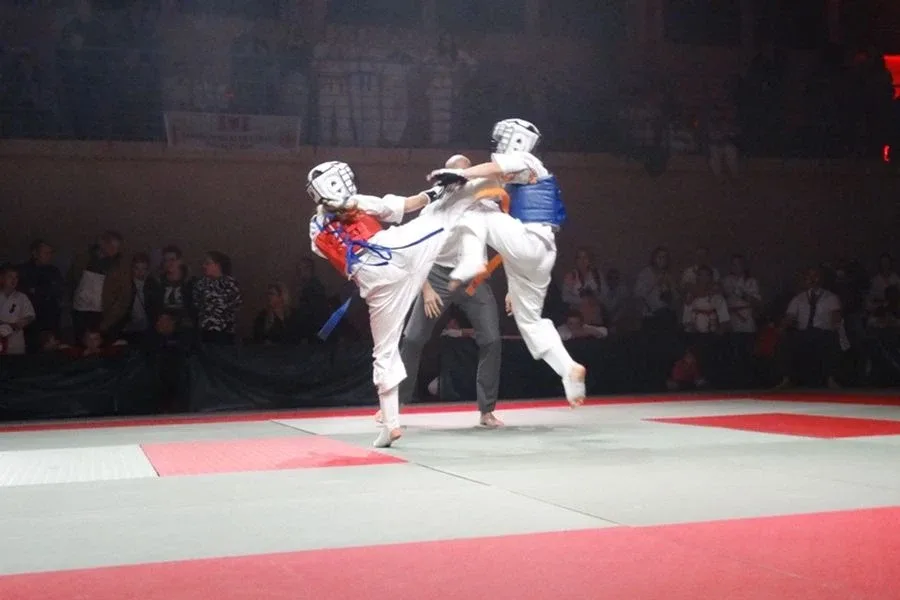 Widowiskowe starcia karate w Broku (zdjęcia)