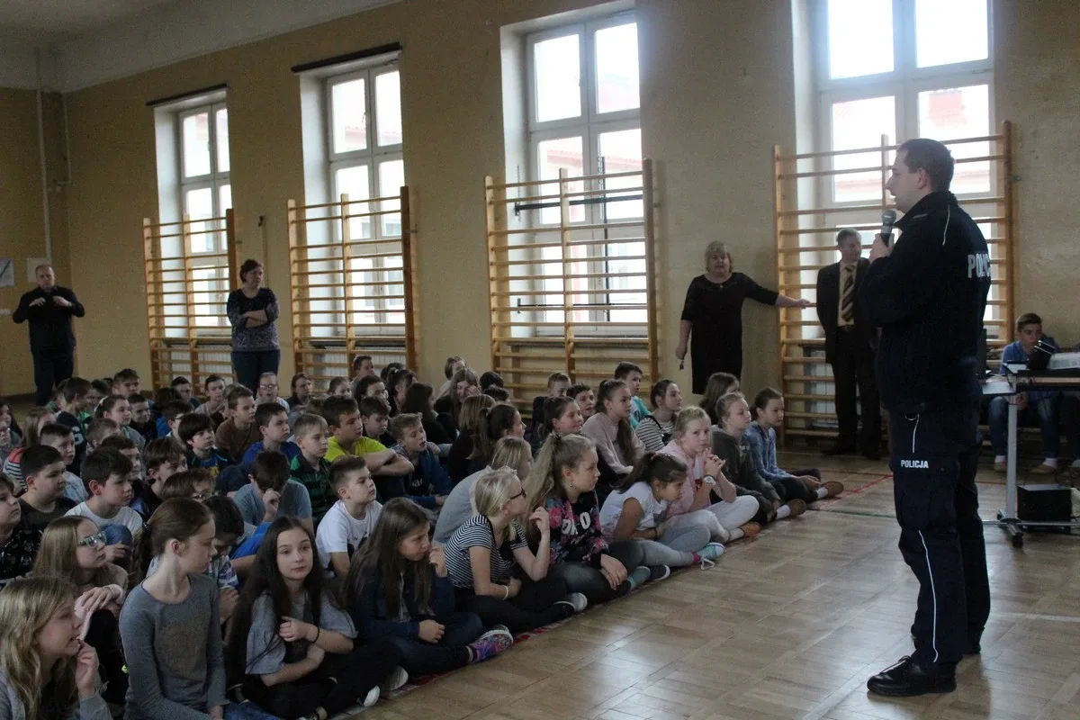 Rozmawiali o zapobieganiu przemocy w "jedynce" (zdjęcia)