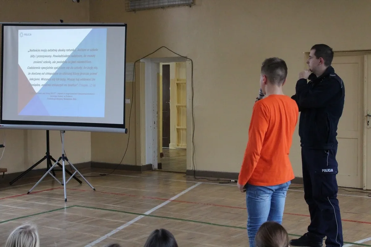 Rozmawiali o zapobieganiu przemocy w "jedynce" (zdjęcia)