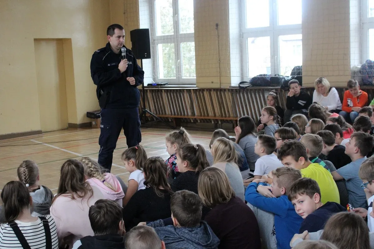Rozmawiali o zapobieganiu przemocy w "jedynce" (zdjęcia)