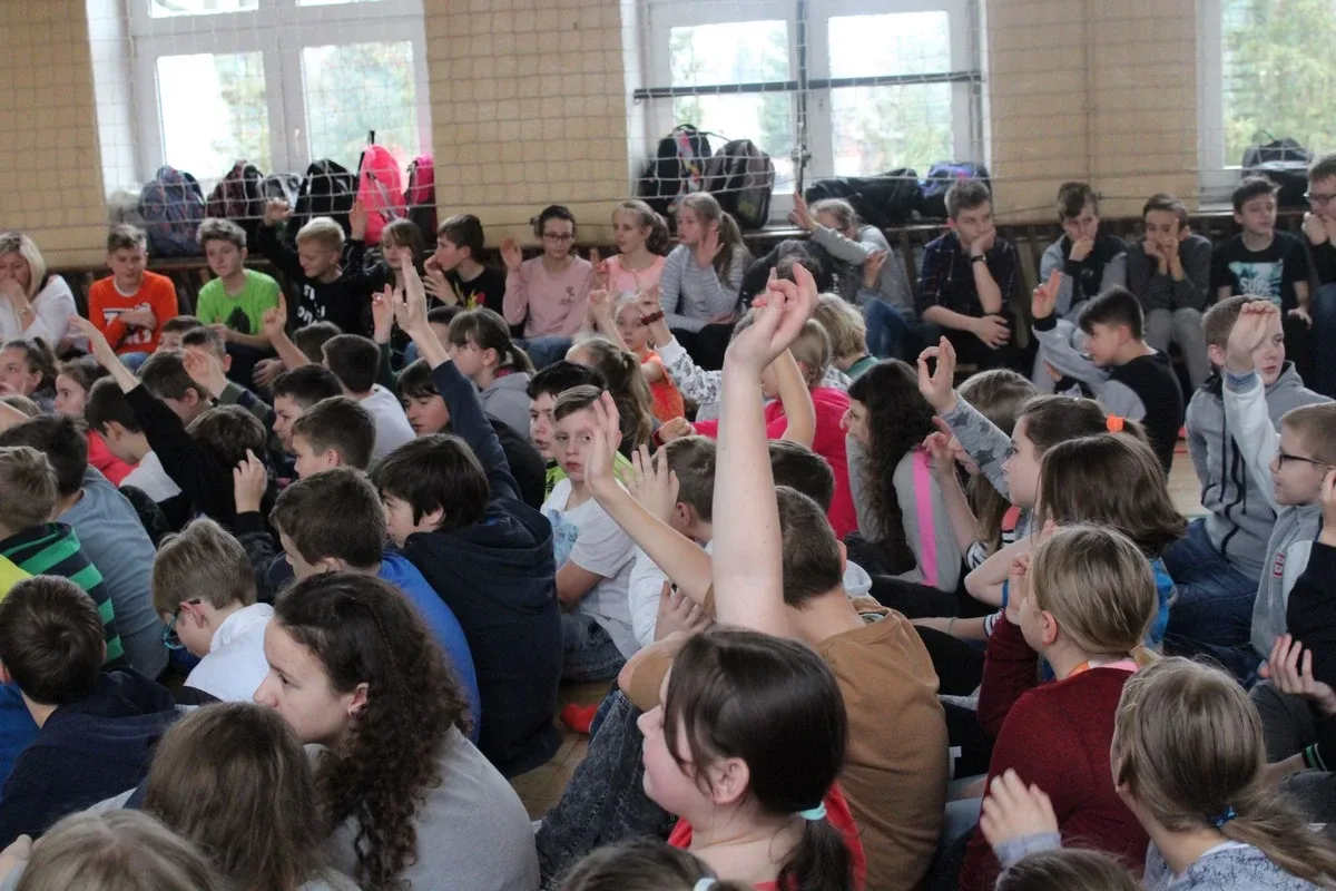 Rozmawiali o zapobieganiu przemocy w "jedynce" (zdjęcia)