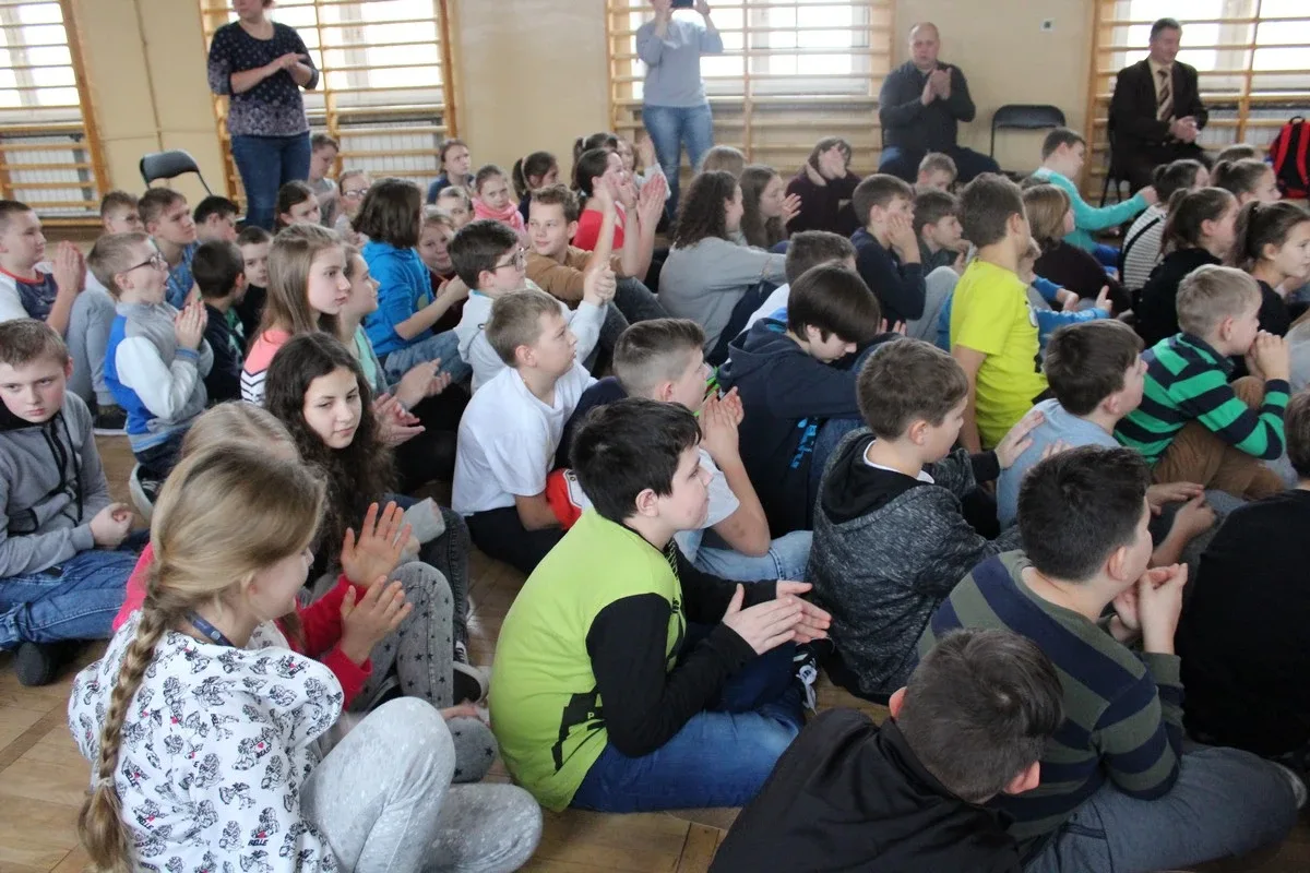 Rozmawiali o zapobieganiu przemocy w "jedynce" (zdjęcia)