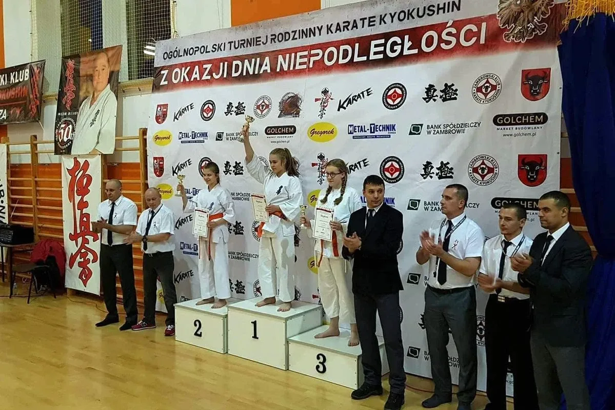 Udany start Małkińskiej Akademii Karate (zdjęcia)