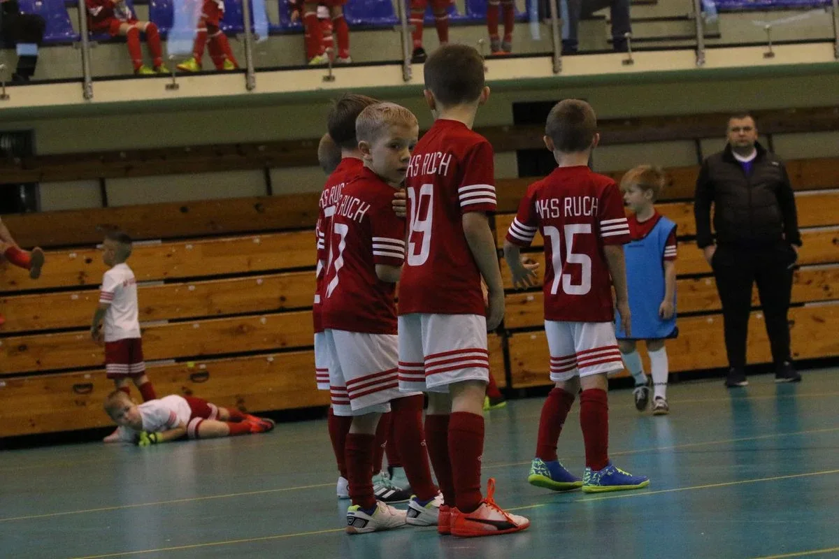 Ambitne boje UKS AP Ostrów Mazowiecka (zdjęcia, wideo)