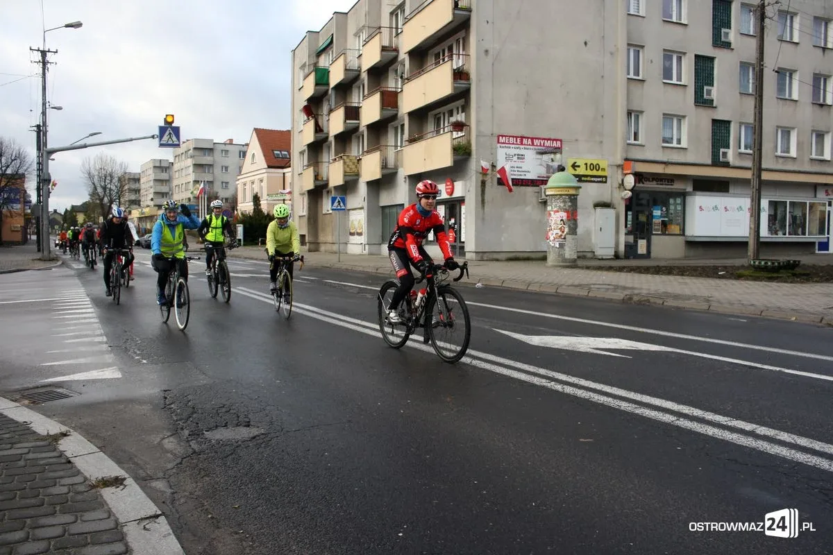 Rajdem rowerowym uczcili Narodowe Święto Niepodległości (zdjęcia)