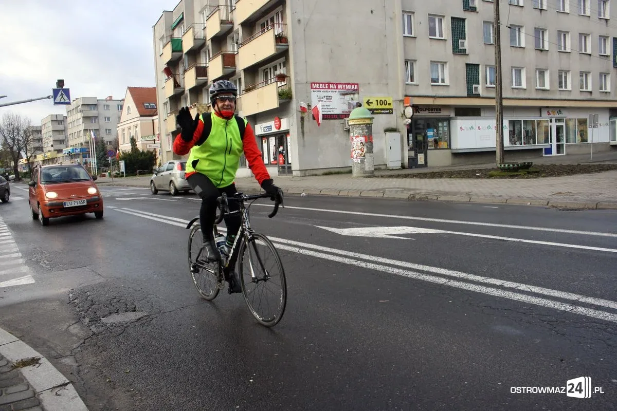 Rajdem rowerowym uczcili Narodowe Święto Niepodległości (zdjęcia)