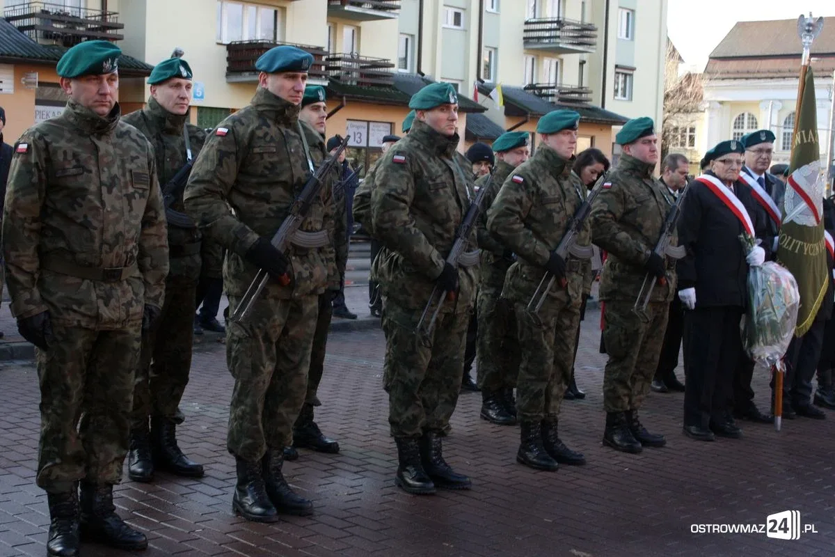 Upamiętnili rocznicę odzyskania niepodległości (zdjęcia)