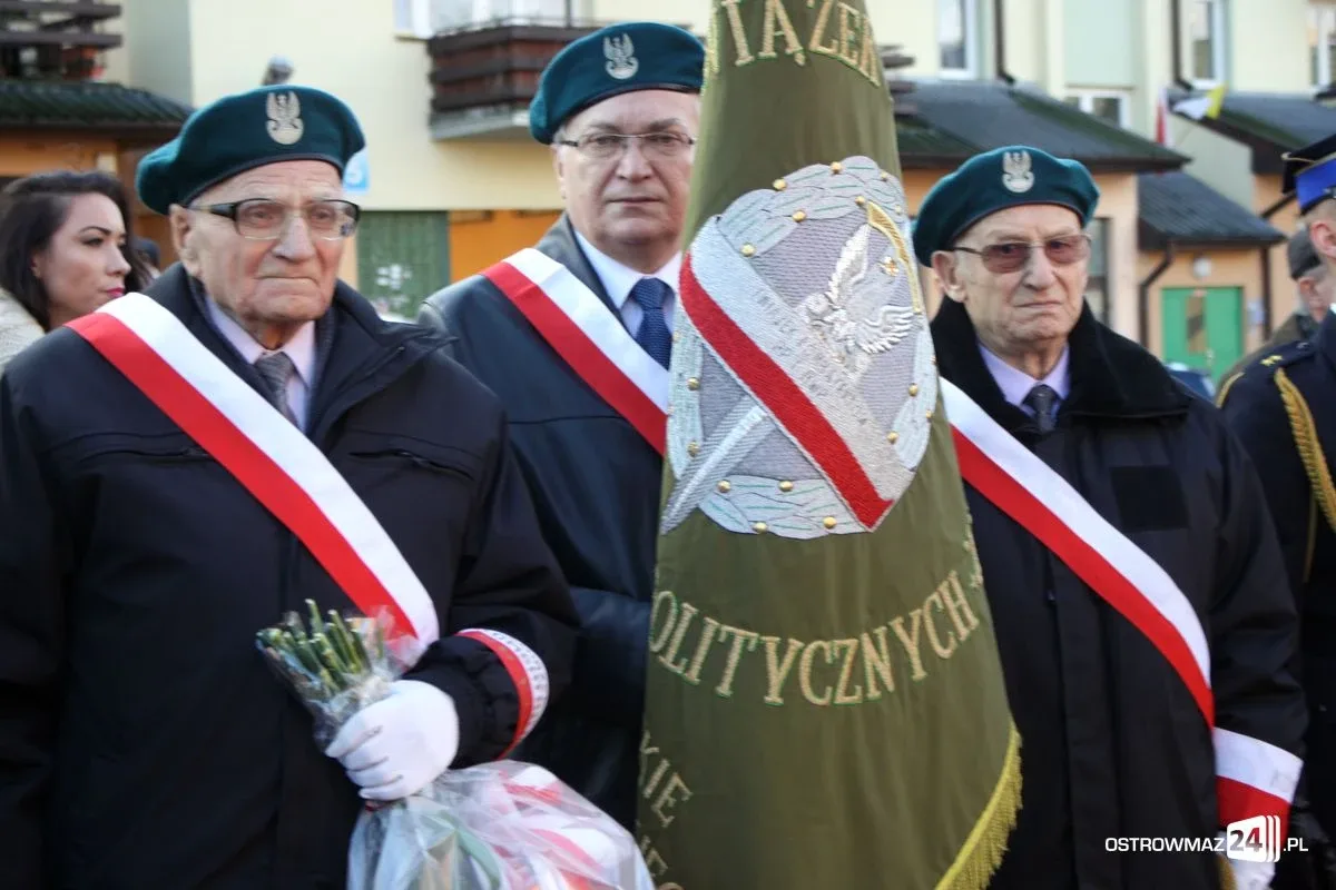 Upamiętnili rocznicę odzyskania niepodległości (zdjęcia)