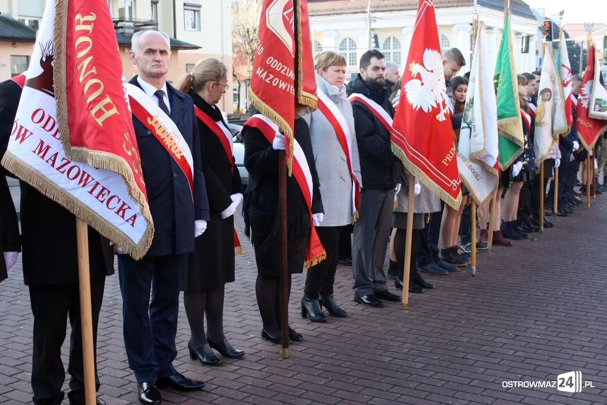 Upamiętnili rocznicę odzyskania niepodległości (zdjęcia)