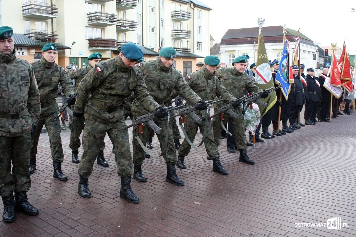 Upamiętnili rocznicę odzyskania niepodległości (zdjęcia)