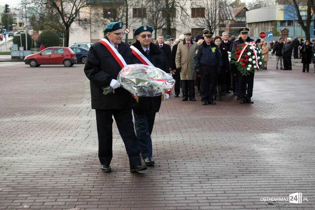Upamiętnili rocznicę odzyskania niepodległości (zdjęcia)