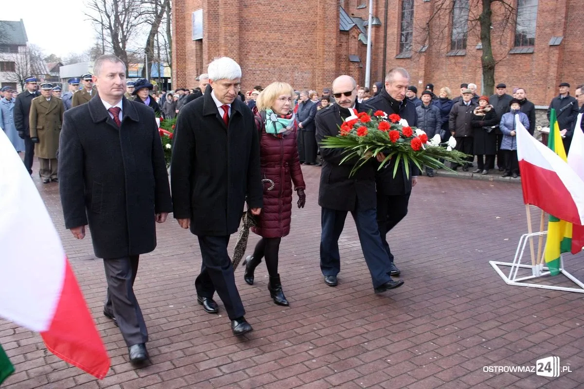Upamiętnili rocznicę odzyskania niepodległości (zdjęcia)