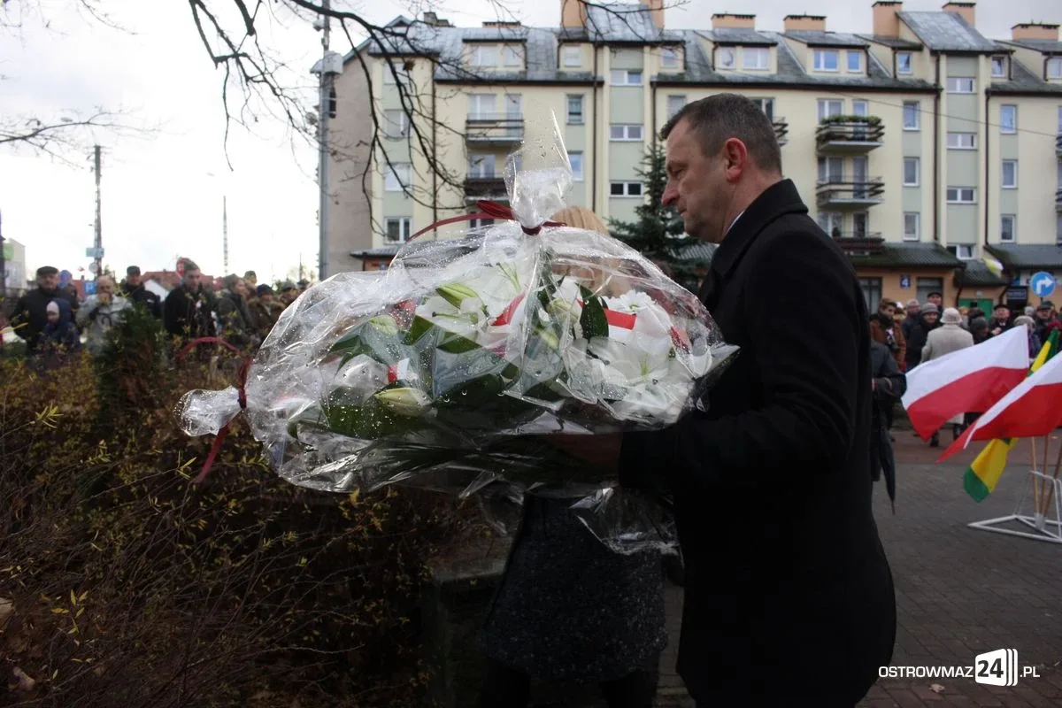 Upamiętnili rocznicę odzyskania niepodległości (zdjęcia)