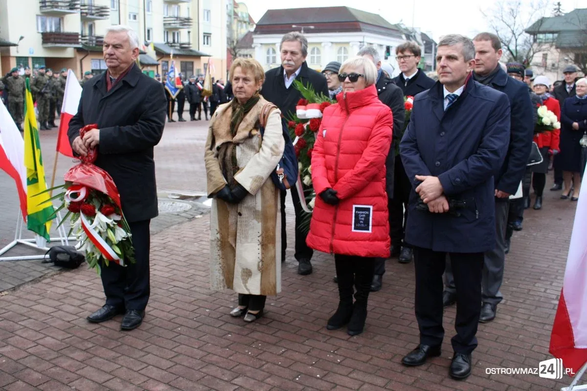 Upamiętnili rocznicę odzyskania niepodległości (zdjęcia)