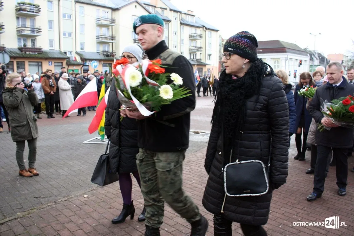 Upamiętnili rocznicę odzyskania niepodległości (zdjęcia)