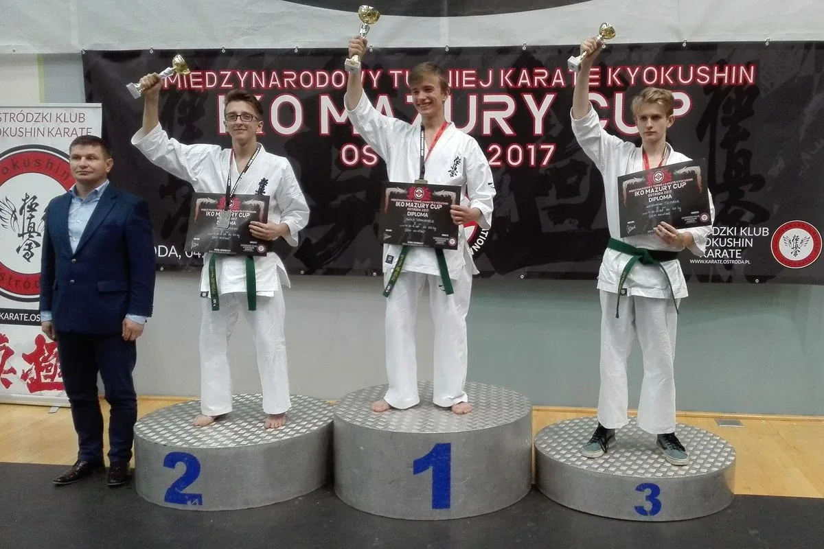 Dwa medale brokowskich karateków w IKO Mazury Cup (zdjęcia)