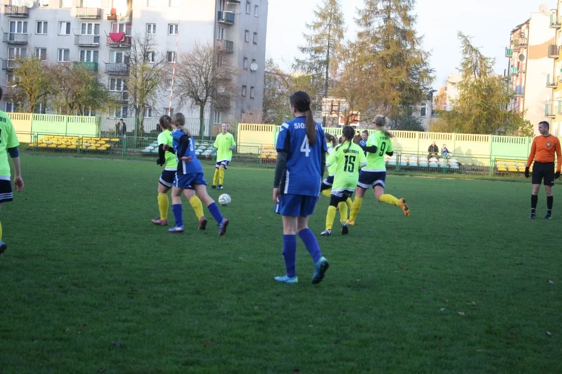 Pogoń Siedlce rozstrzelana na Warchalskiego (zdjęcia)