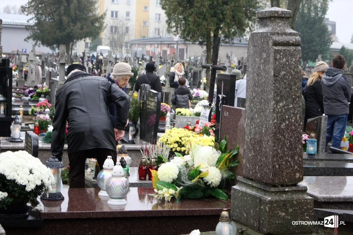 Dzień Wszystkich Świętych (zdjęcia)