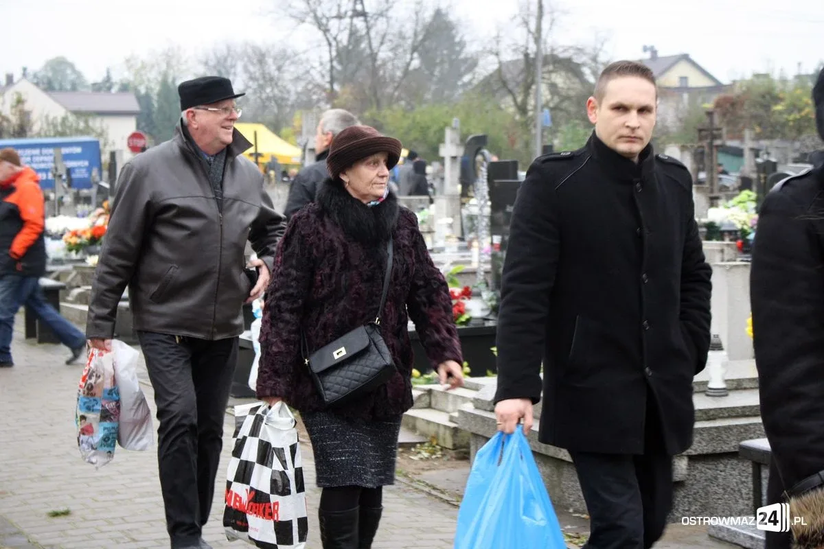Dzień Wszystkich Świętych (zdjęcia)