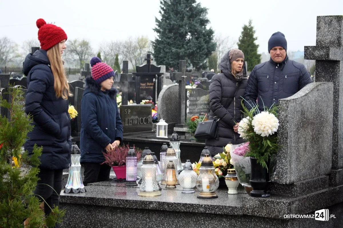 Dzień Wszystkich Świętych (zdjęcia)