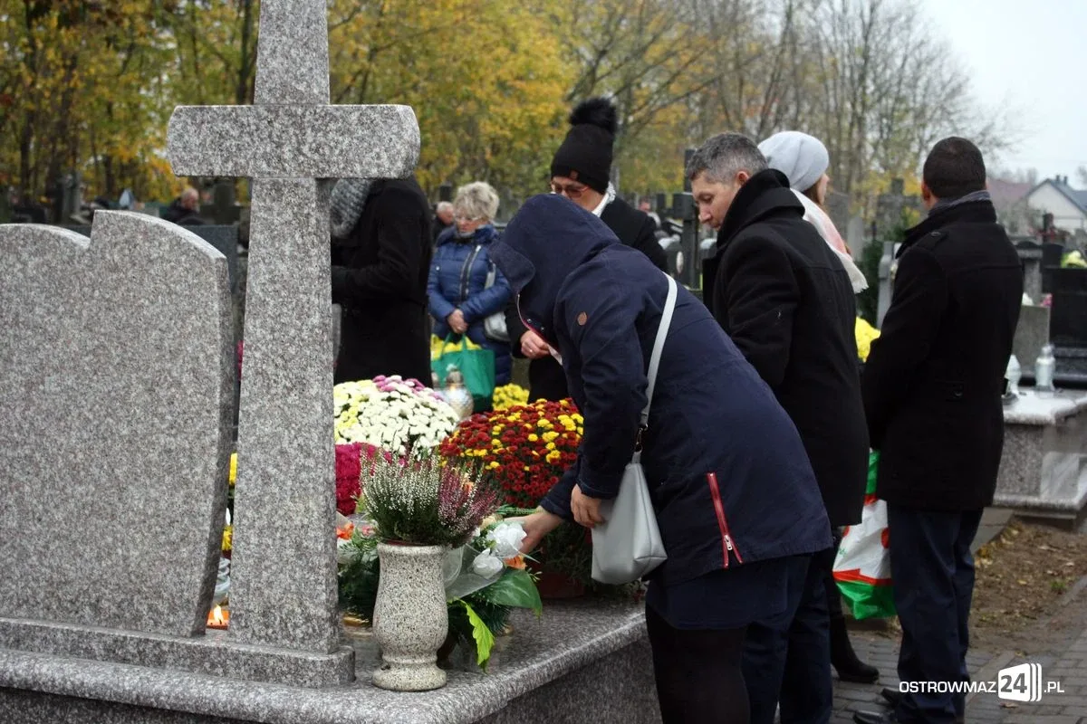 Dzień Wszystkich Świętych (zdjęcia)