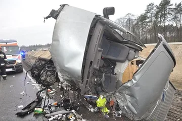 Groźny wypadek na S8 (nowe fakty, zdjęcia)