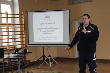 Rozmawiali o zapobieganiu przemocy w "jedynce" (zdjęcia)