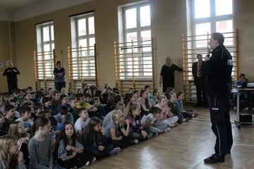 Rozmawiali o zapobieganiu przemocy w "jedynce" (zdjęcia)